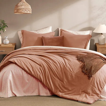 7-Piece Comforter Set – Farmhouse Coastal Design, Storage Pockets – Complete Bedding with Sheets & Shams